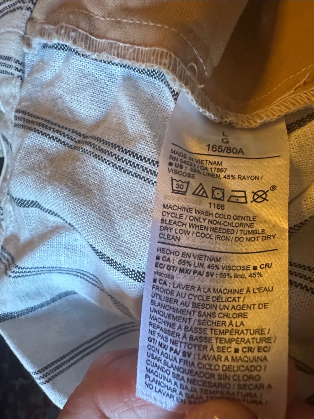Old Navy High Waisted Taylor Trouser Shorts, 5” inseam, size Large - Picture 9 of 10